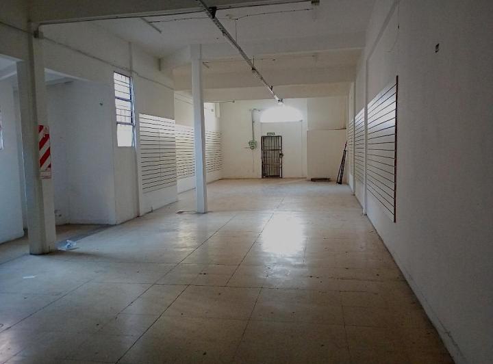 AMPLIA OFICINA LOCAL - 300M2 - PLENO Ctro - Excel precio incluye Expensas.- 1