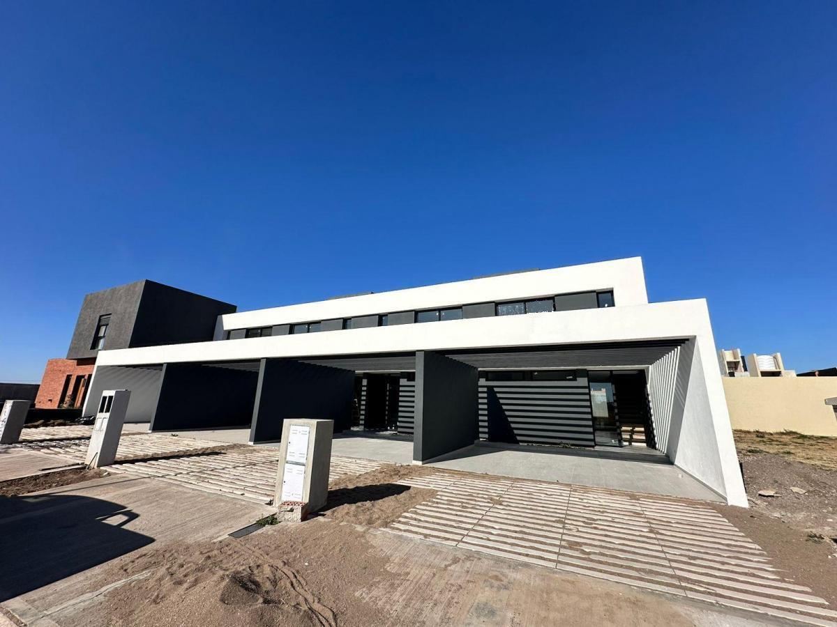 VENDEMOS Dúplex Premium a Estrenar en Nobu Town  Frente a la Plaza Principal