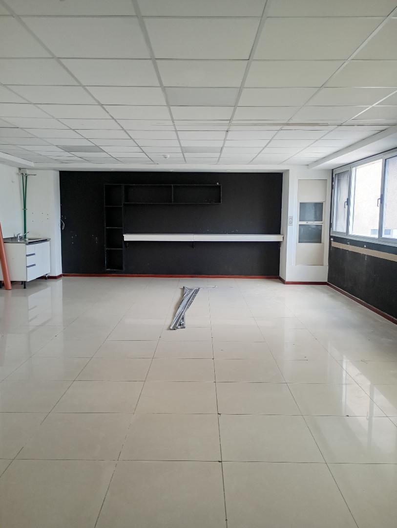 Foto de Centro - Edificio con seguridad 24 hs - 260 m2, imagen 4