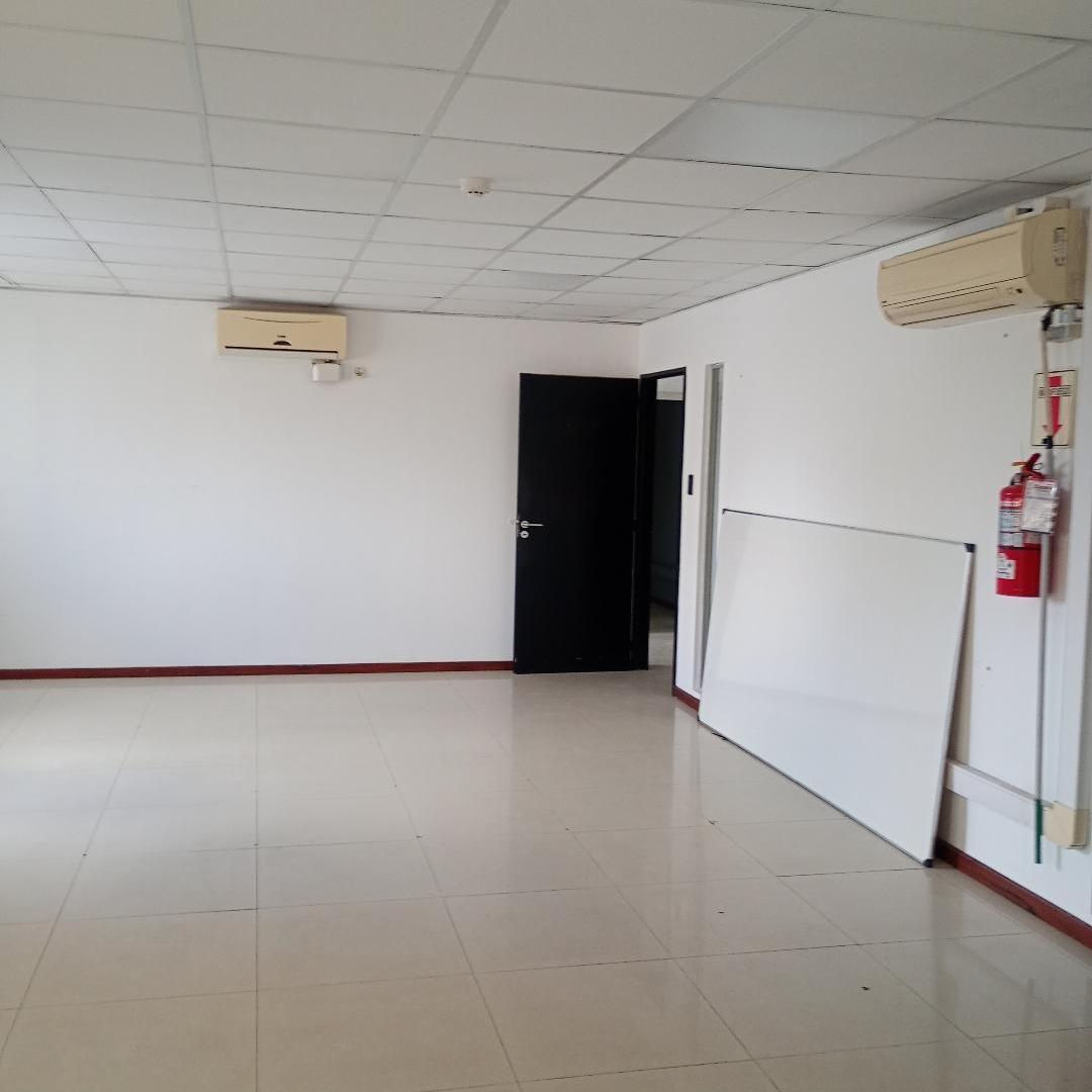 Foto de Centro - Edificio con seguridad 24 hs - 260 m2, imagen 3