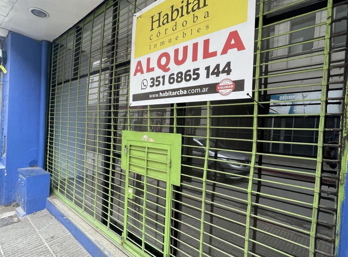 Foto de ALQUILAMOS EXEPCIONAL LOCAL CENTRICO CALLE RIVADAVIA UNICO, imagen 1