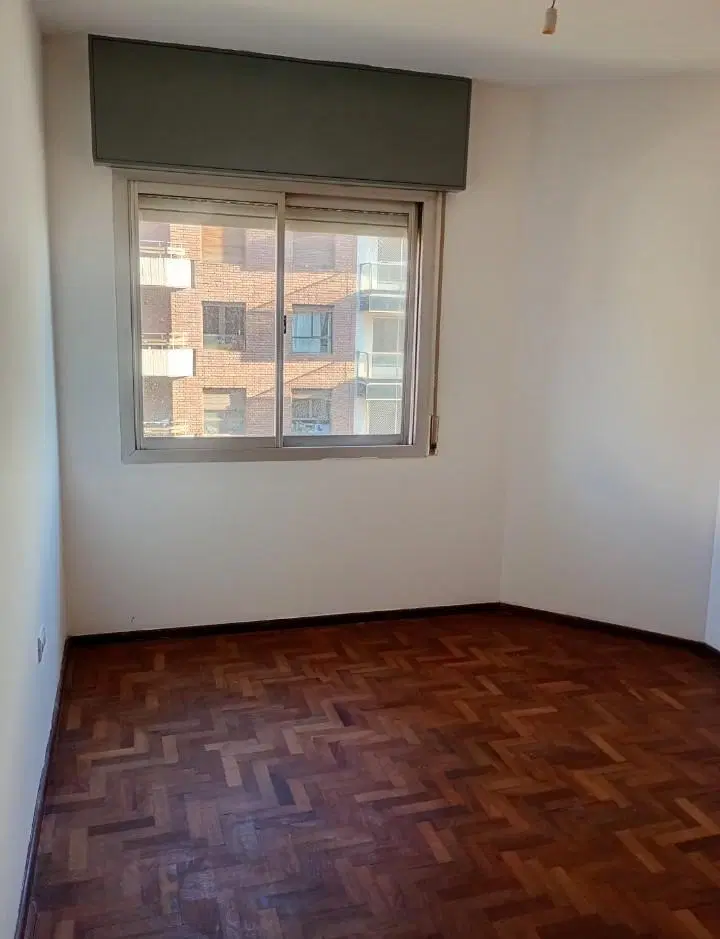 NUEVA CORDOBA - Excelente ubicación - Piso alto - Balcón 5