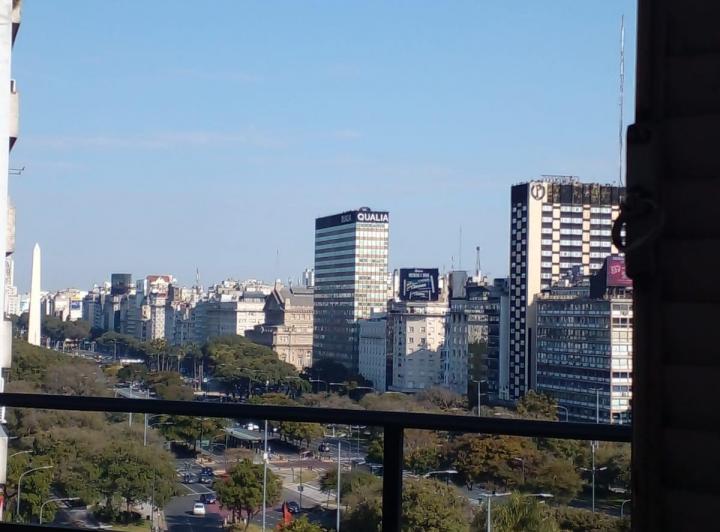 Dpto en Edificio de Estilo Francés con vista a Av 9 de Julio 3