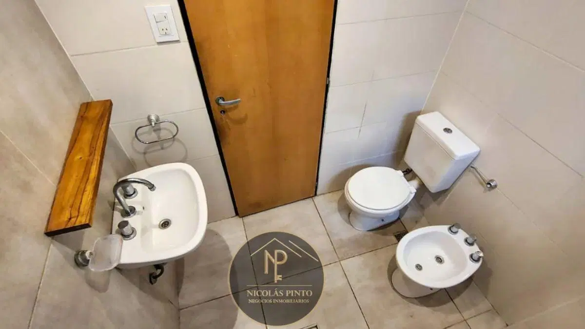 ALQUILER 4 AMBIENTES + Escritorio y Terraza Propia - 108 m² Totales - Chilavert - V. Ballester 1