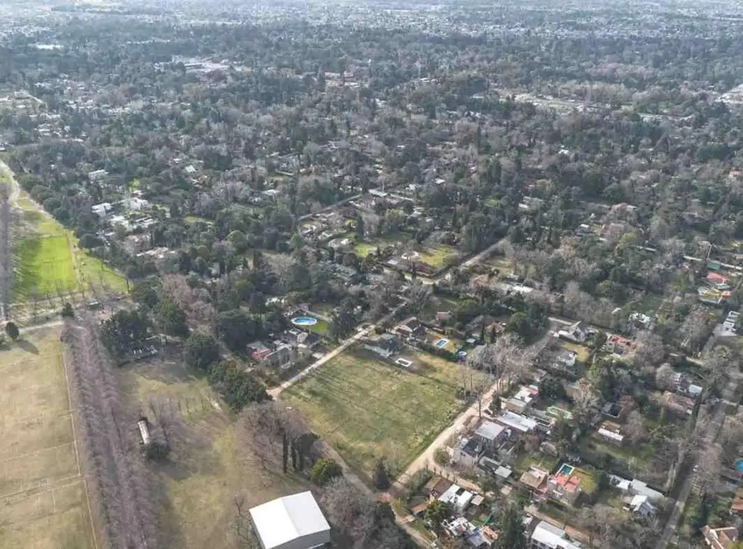 LOTE EN VENTA EN BARRIO CERRADO PARQUE PERÓ 5