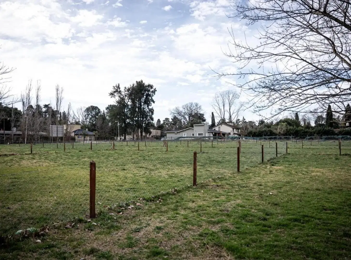 LOTE EN VENTA EN BARRIO CERRADO PARQUE PERÓ 3