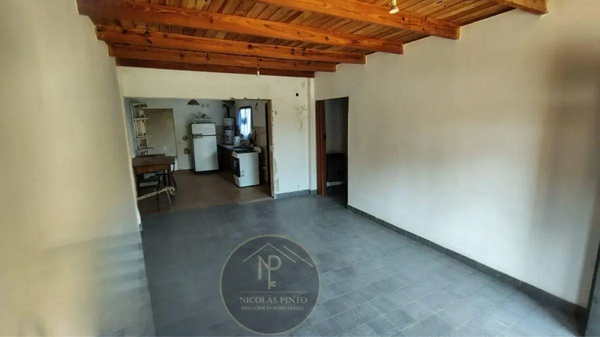 OPORTUNIDAD PARA INVERSORES - LOCALES EN VENTA - DEL VISO CENTRO 5