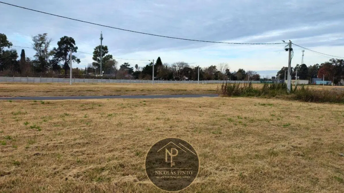 EXCELENTE LOTE EN VENTA 281 M2 - DEL VISO CENTRO 2