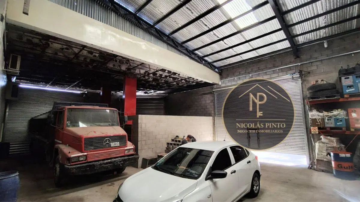 DEPÓSITO EN ALQUILER 200M2 - JOSÉ C PAZ 2