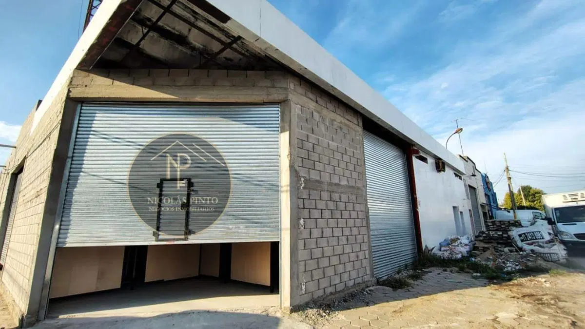 DEPÓSITO EN ALQUILER 200M2 - JOSÉ C PAZ 3