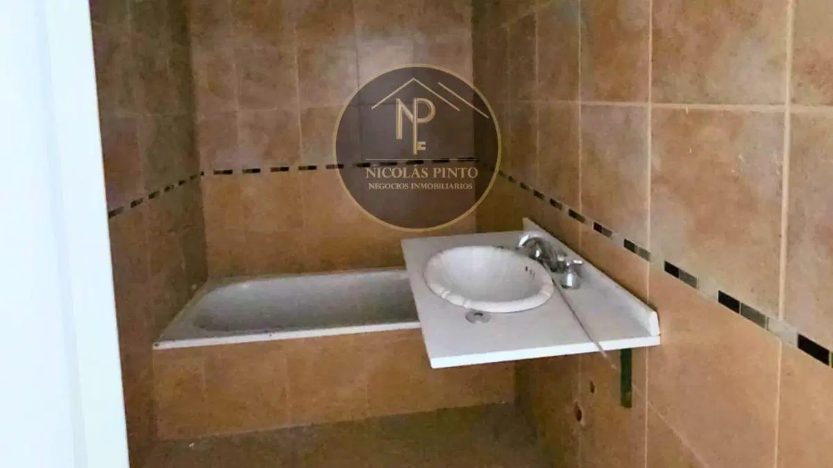 CHALET 5 AMB EN VENTA CON AMPLIO JARDIN (600M2) DERQUI - PILAR - OPCIÓN A FINANCIAR EL 50% 8