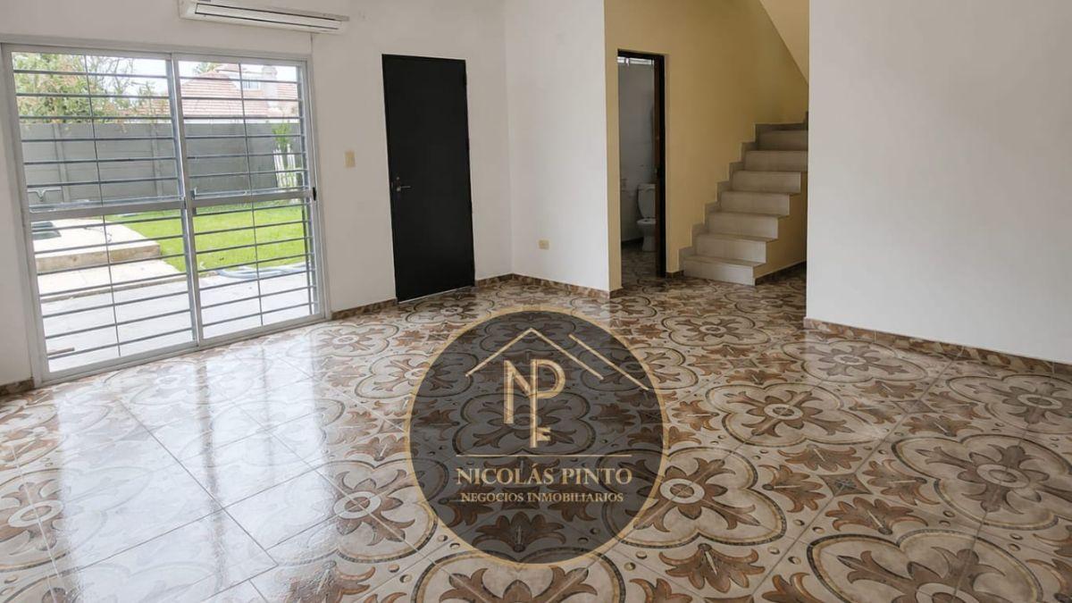 Foto de CASA 4 AMBIENTES CON PILETA EN DEL VISO - ZONA OFFICE PARK - PRÓXIMO A PANAMERICANA, imagen 1