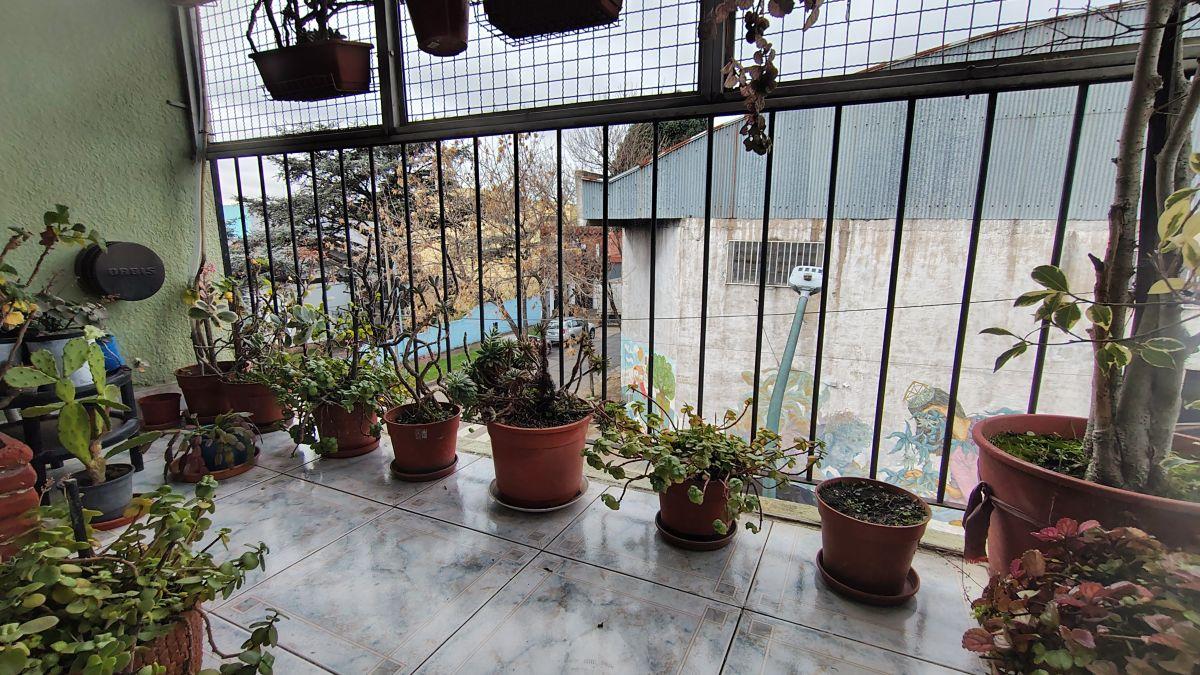 Foto de EN VENTA DEPARTAMENTO 3 AMB APTO CRÉDITO - CON TERRAZA PROPIA Y BALCÓN, imagen 4