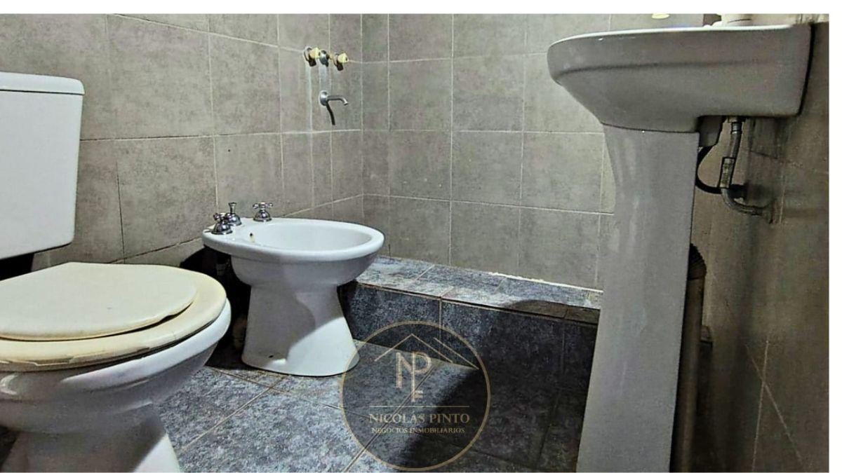 Foto de DEPARTAMENTO EN ALQUILER 2 AMBIENTES CON COCHERA, imagen 4