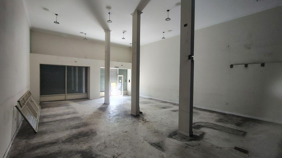 Foto de ALQUILER EN BLOCK - 2 LOCALES EN PLANTA BAJA Y OTRO EN P.A - DEL VISO, imagen 3