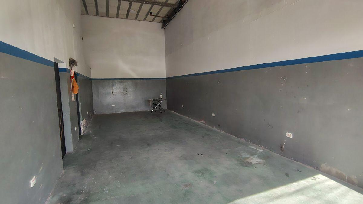 Foto de EXCELENTE LOCAL SOBRE COLECTORA RAMAL PILAR - DEL VISO - 49m2, imagen 4