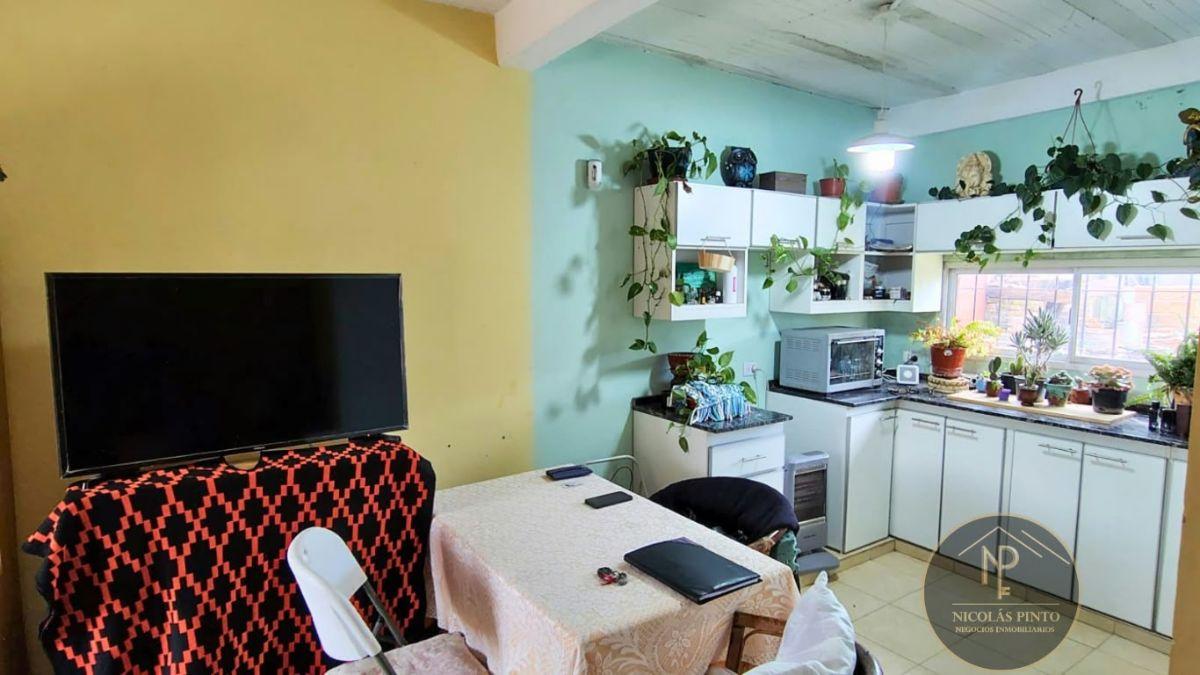 Foto de CASA EN VENTA EN SOLARES DEL NORTE - DEL VISO - 4 DORM - 2 BAÑOS, imagen 4