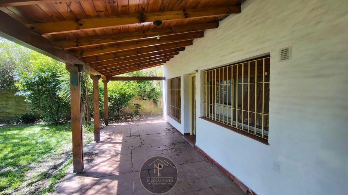 Foto de CASA TIPO CHALET 3 AMB EN TORTUGUITAS, imagen 1