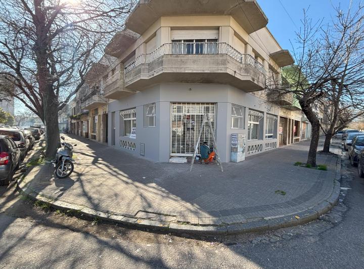 Calle 4 esquina 43 n° 449 1