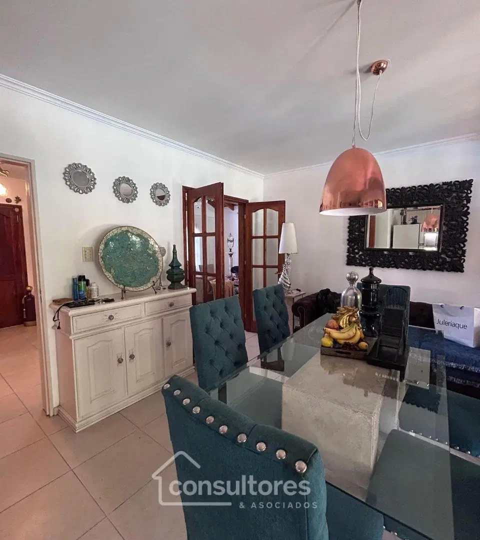 VENTA CASA 3 DORMITORIOS BARRIO ARGUELLO 5