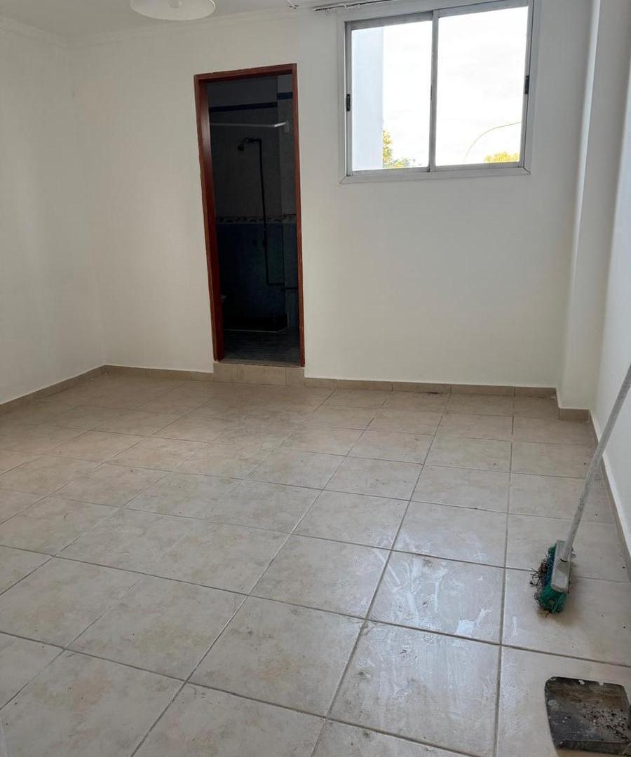 Foto de Casa 3 Dormitorios - Cerro de Las Rosas, imagen 2