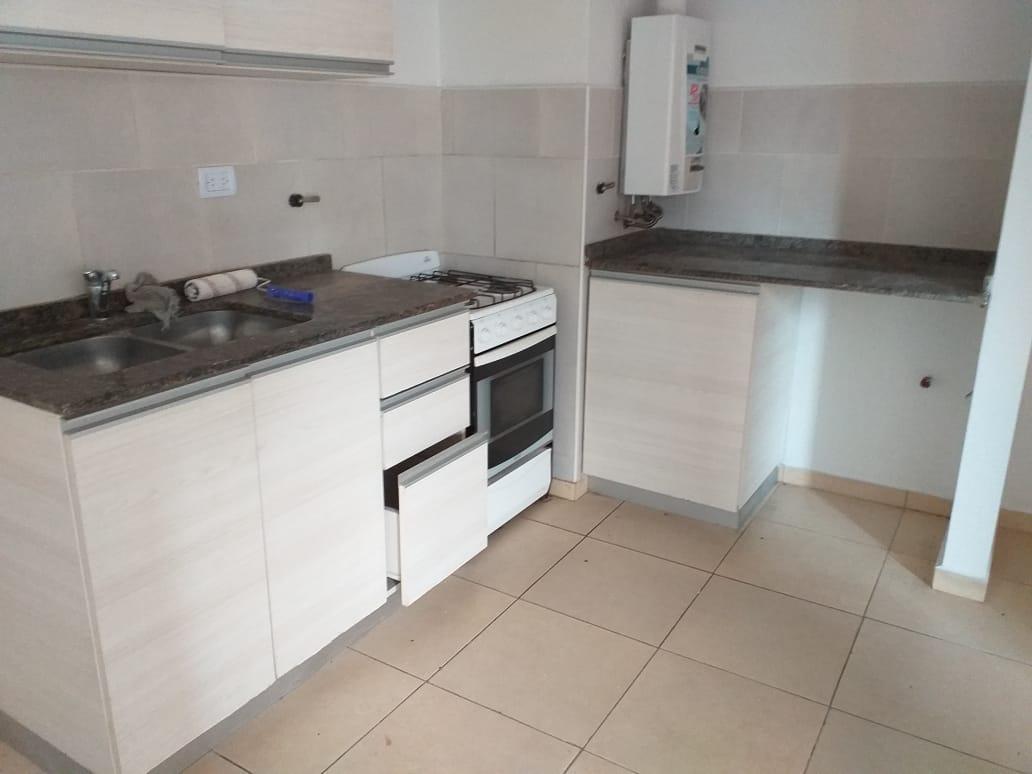 Foto de Departamento en alquiler - 1 Dormitorio - Nueva Cordoba, imagen 4