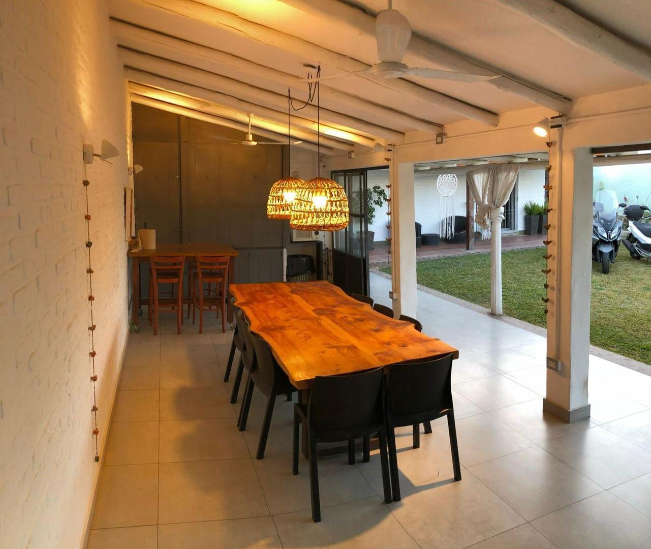Foto de Casa en venta 3 Dormitorios - Villa Belgrano, imagen 2