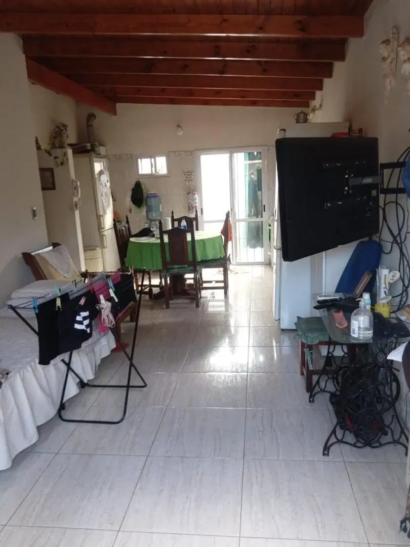 Casa en venta Sarandi 3