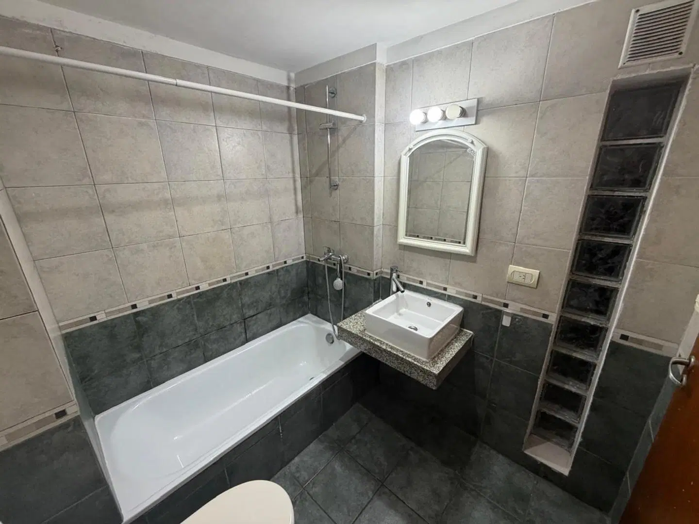 Departamento en Alquiler Sarandi 4
