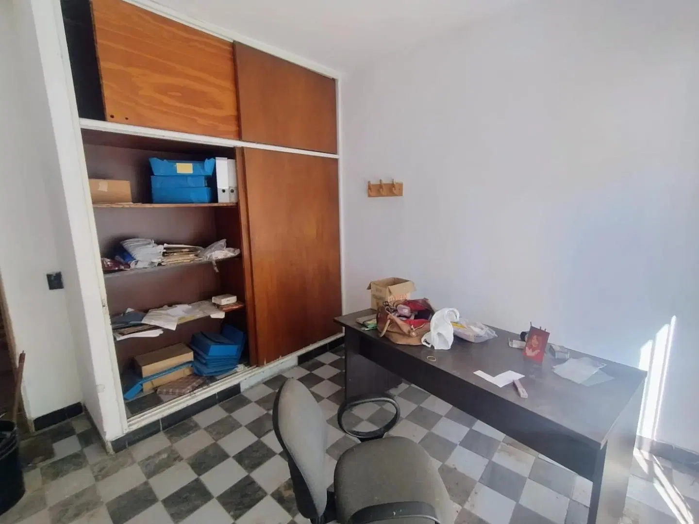 galpon o deposito con vivienda alquiler 4