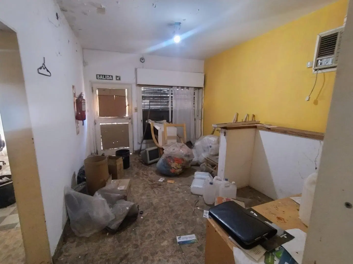 galpon o deposito con vivienda alquiler 2