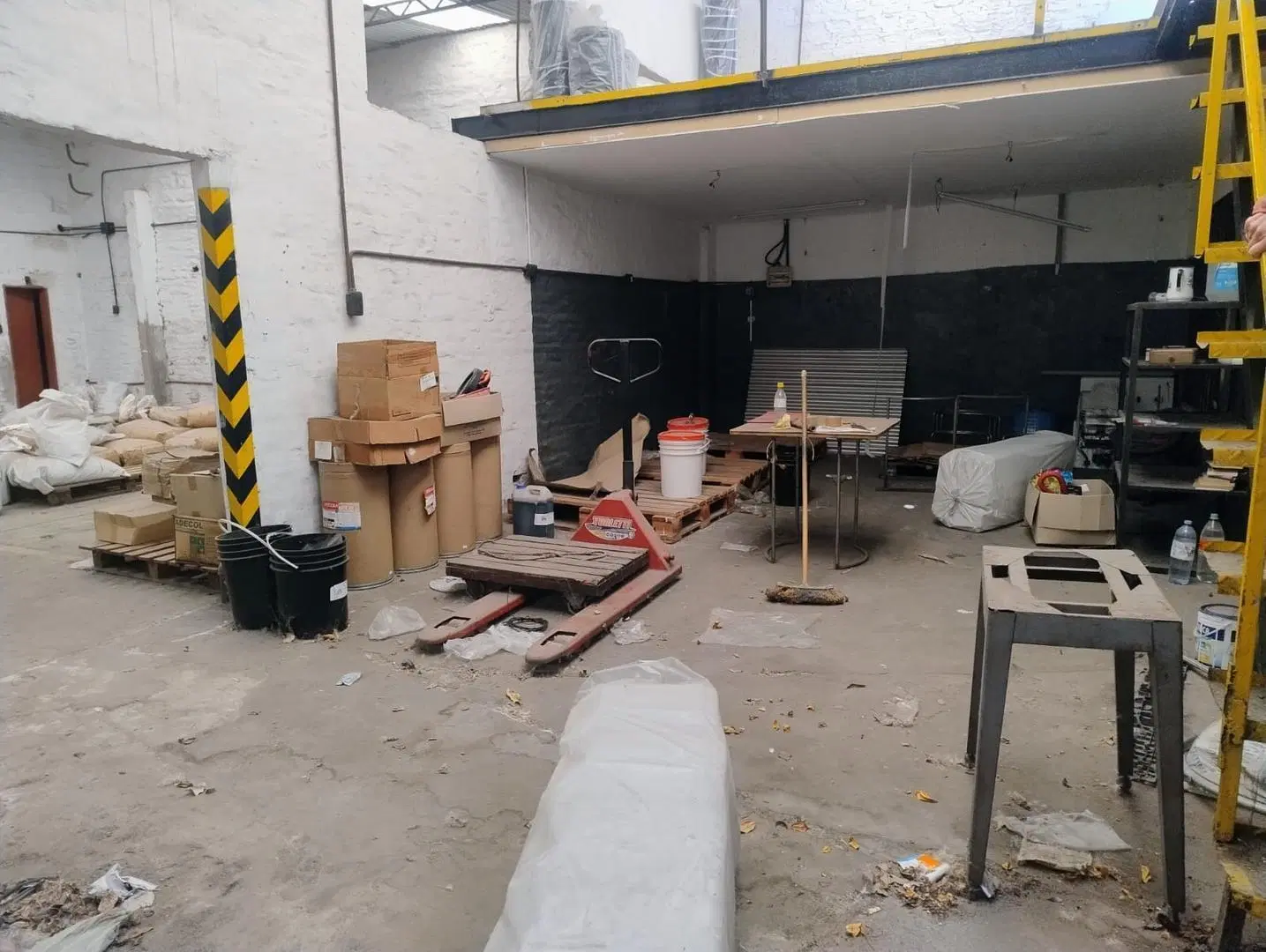 galpon o deposito con vivienda alquiler 8