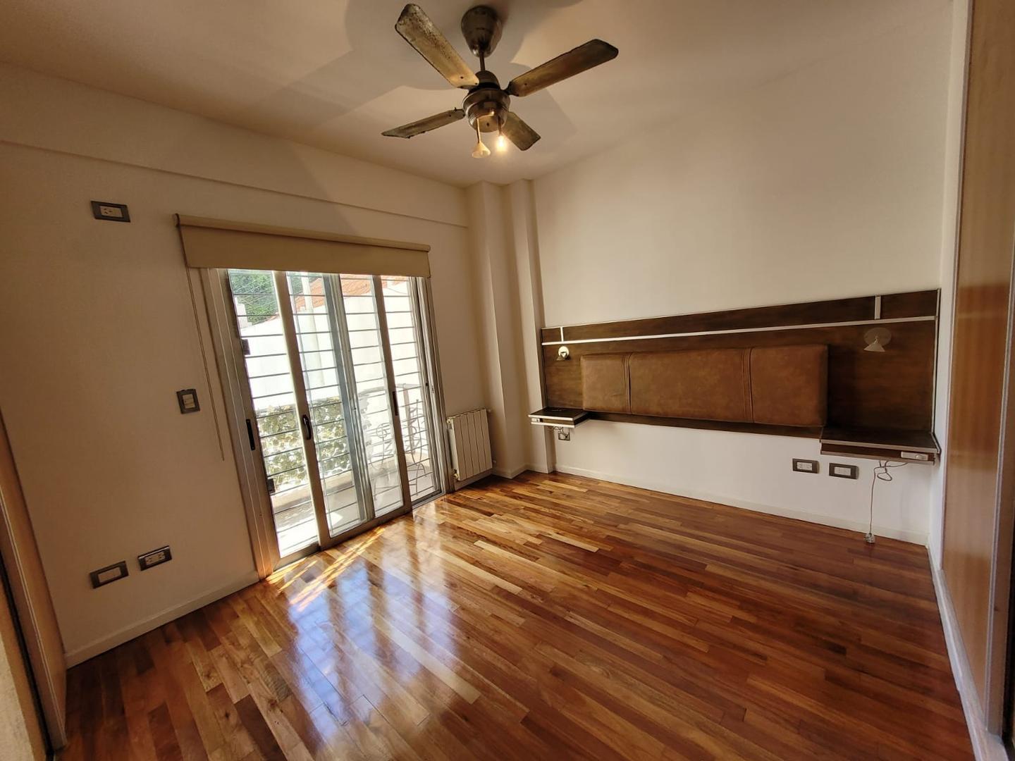 Foto de Piso de 4 ambientes con cochera, imagen 1