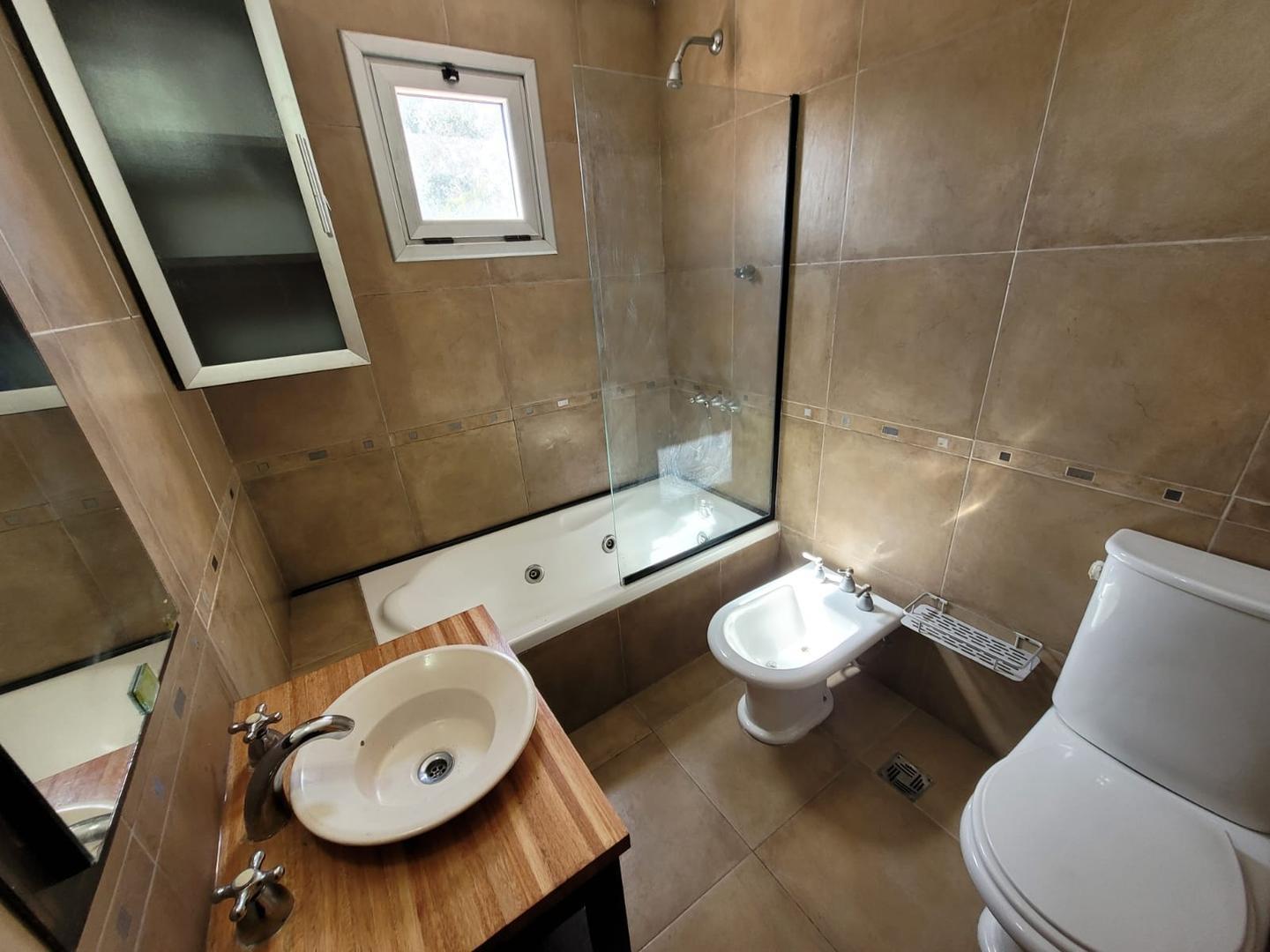 Foto de Piso de 4 ambientes con cochera, imagen 2