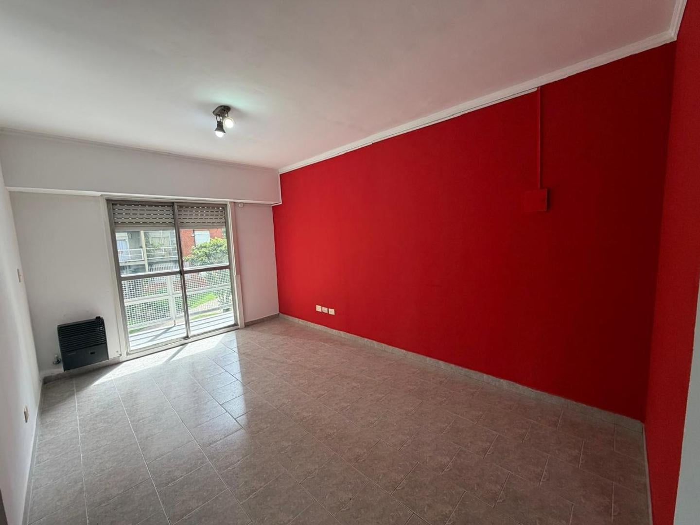 Foto de Departamento en Alquiler en Sarandi, imagen 2
