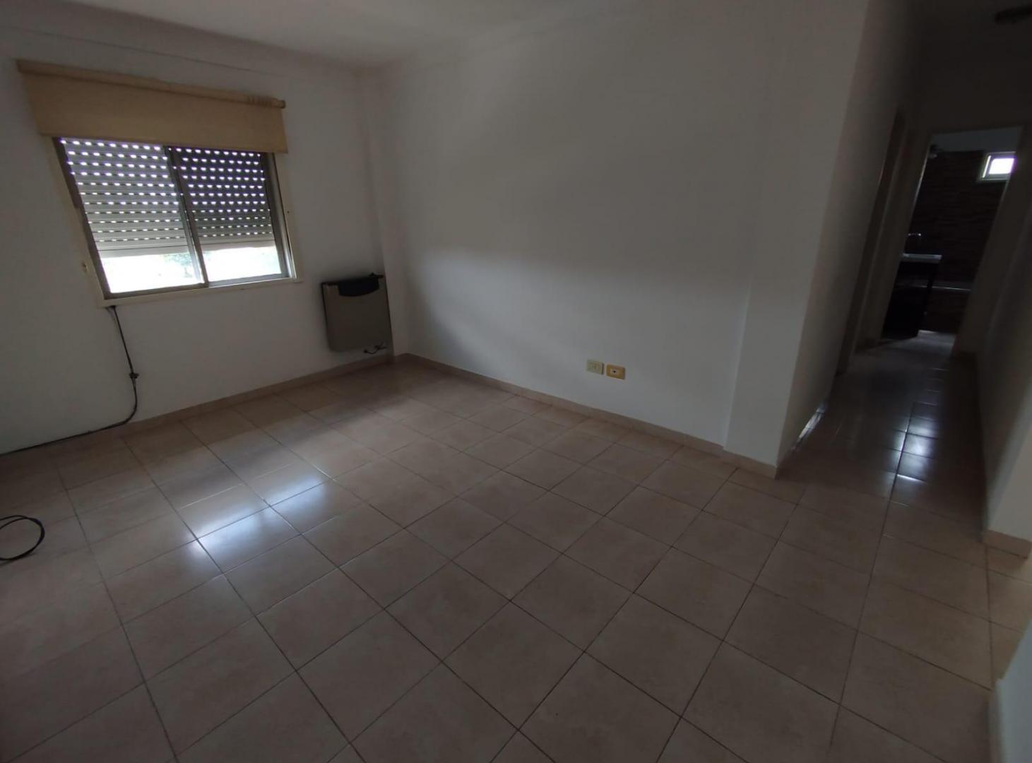 Foto de Departamento - 525 bis e/ 12 y 13 Tolosa al 1709 - Tolosa, imagen 2