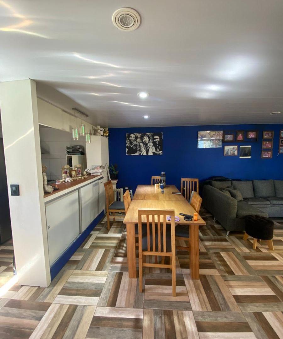 Foto de Casa en Villa Parque Sicardi - 13 669 y 670, imagen 1