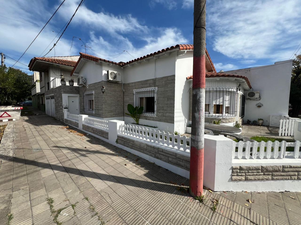 Casa en venta - La Plata - 122 Esquina 47 N 749