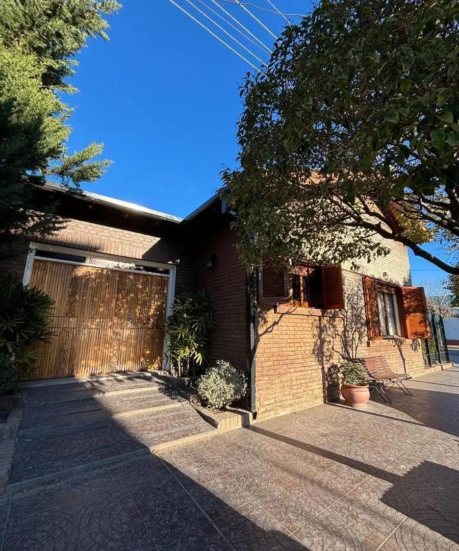 Casa en Venta Daireaux - Belgrano y Juan Jose Paso al 201 2