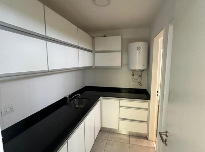 Alquiler OFICINA - Santiago 1687 Piso 1 4