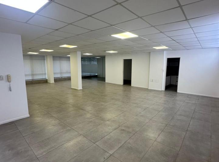 Alquiler OFICINA - Santiago 1687 Piso 1 2