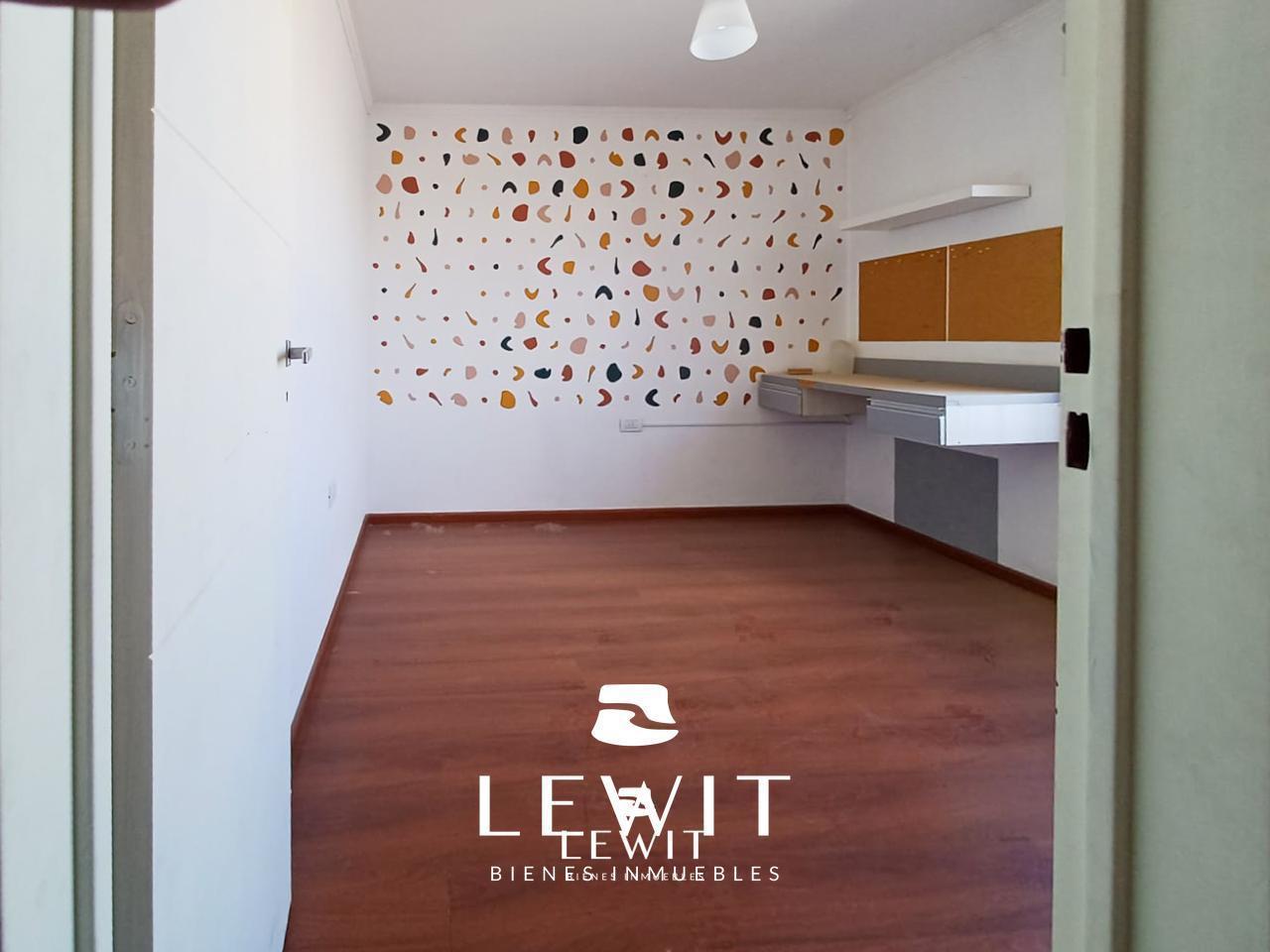 Foto de Alquiler Galpón 300m² con Oficina Casa 3 Dormitorios| Chocón al 1700, imagen 5