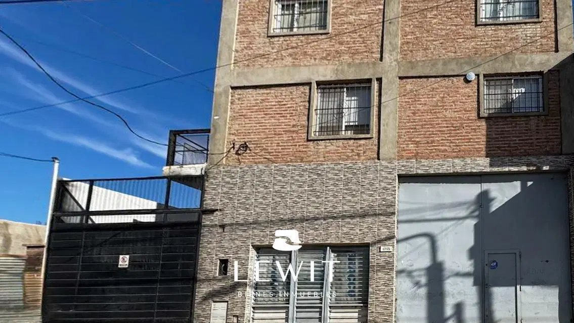 Venta Galpón 300m² con Oficina Casa 3 dormitorios | Chocón al 1700 Neuquén Capita 2