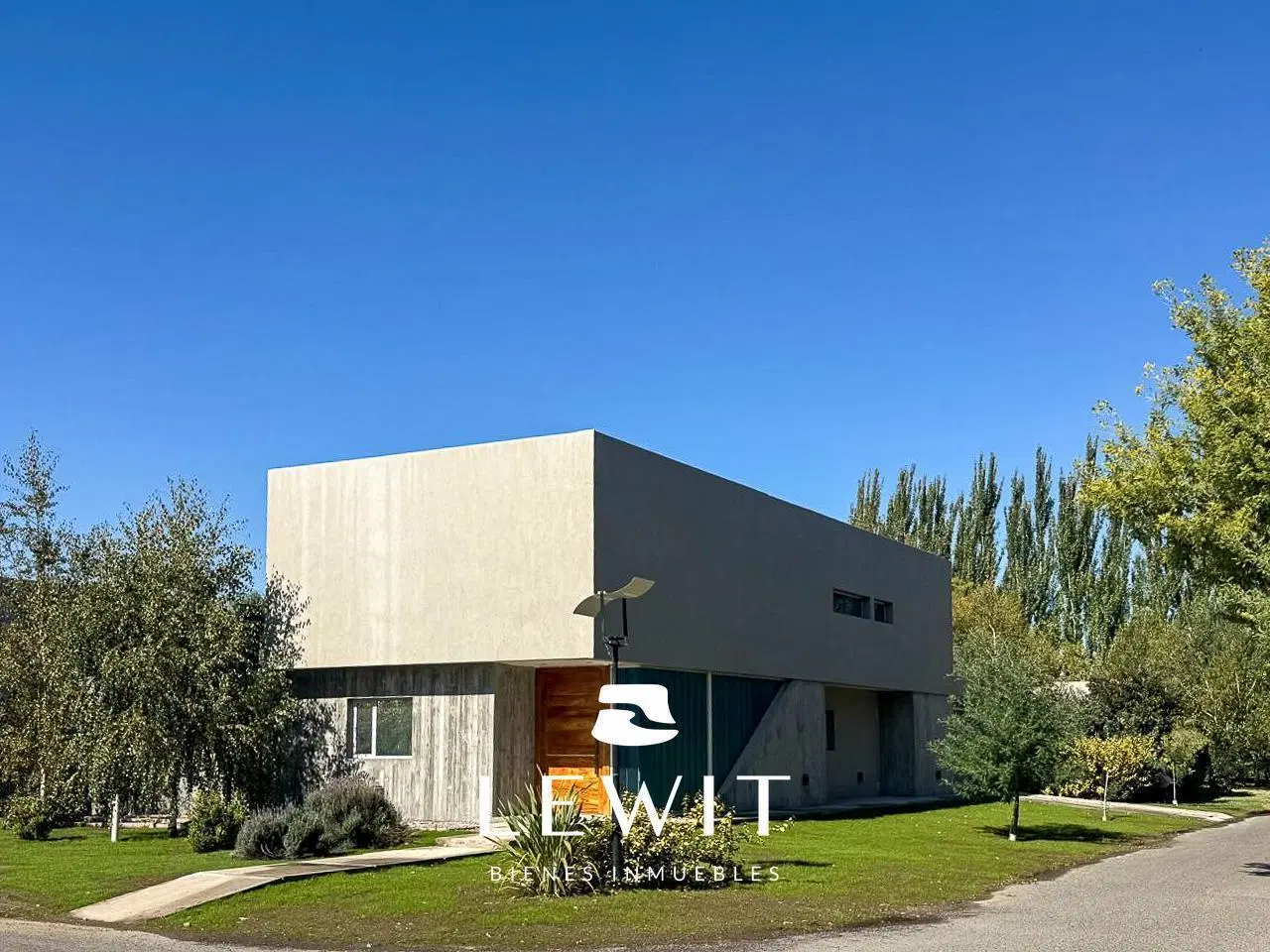 Alquiler Casa 4 Dormitorios | Barrio Privado Sauces del Limay | Piscina 3