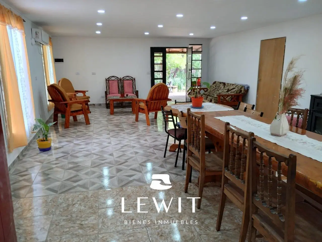 Venta Casa Quinta | 3 dormitorios | Barrio Santa Elena | Cipolletti | con Piscina 1