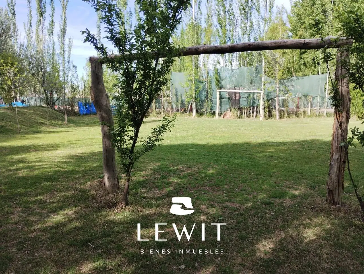 Venta Casa Quinta | 3 dormitorios | Barrio Santa Elena | Cipolletti | con Piscina 4