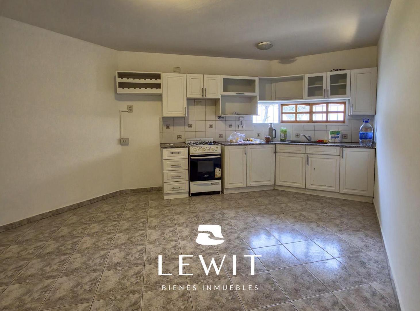 Foto de Alquiler Casa 3 dormitorios | B° Flamingo | Cipolletti | Con Patio, imagen 2