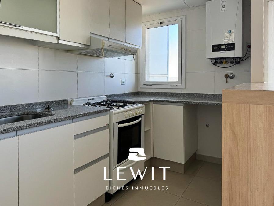 Foto de Venta departamento | 2 dormitorios | Cochera | Baulera | Piso 14 | San, imagen 5