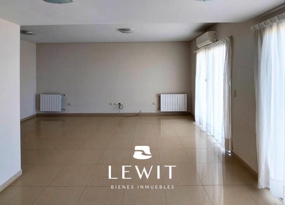 Foto de Venta departamento | 2 dormitorios | Cochera | Balcón | Piso 14 | San, imagen 2