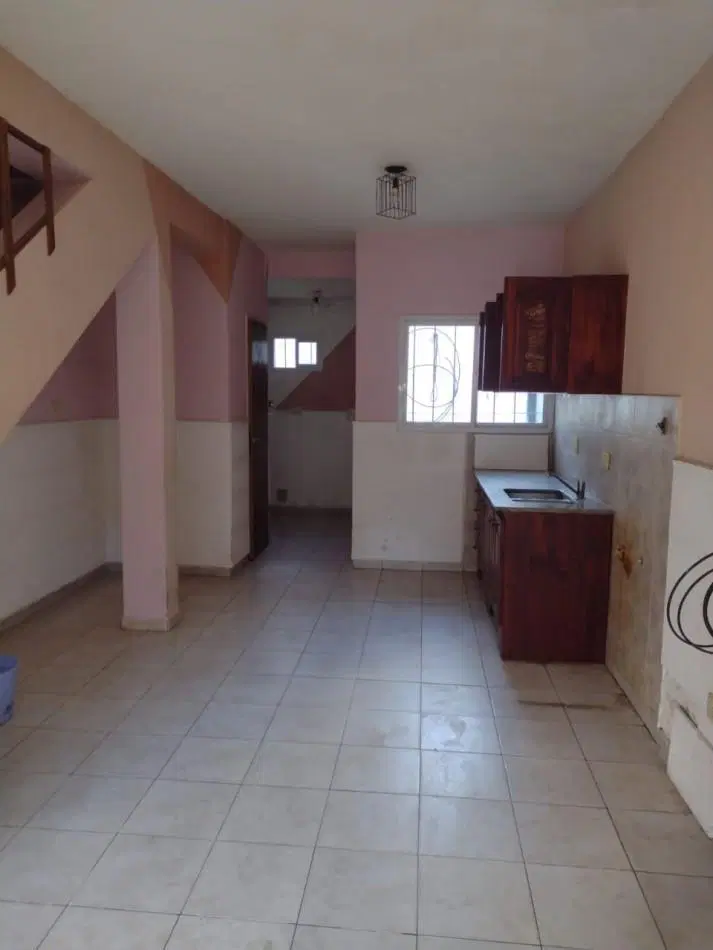 DUPLEX 2 DORMITORIOS A MTS. DE AV. PTE. PERON 3